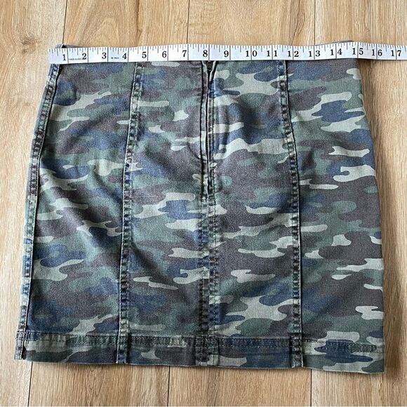 Free People Womens Camo Zippered Mini Skirt Streetwear Size 4 - Picture 4 of 5